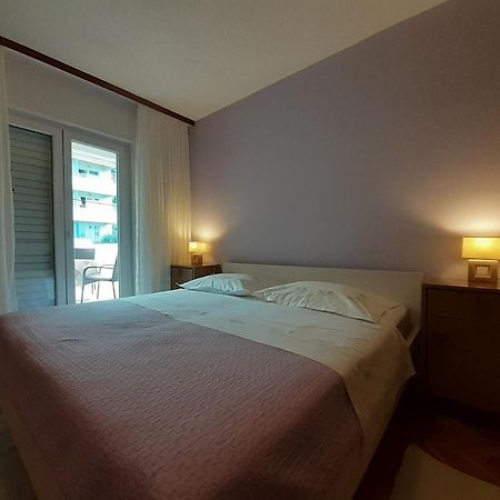 Omis Apartmani Mouse Δωμάτιο φωτογραφία