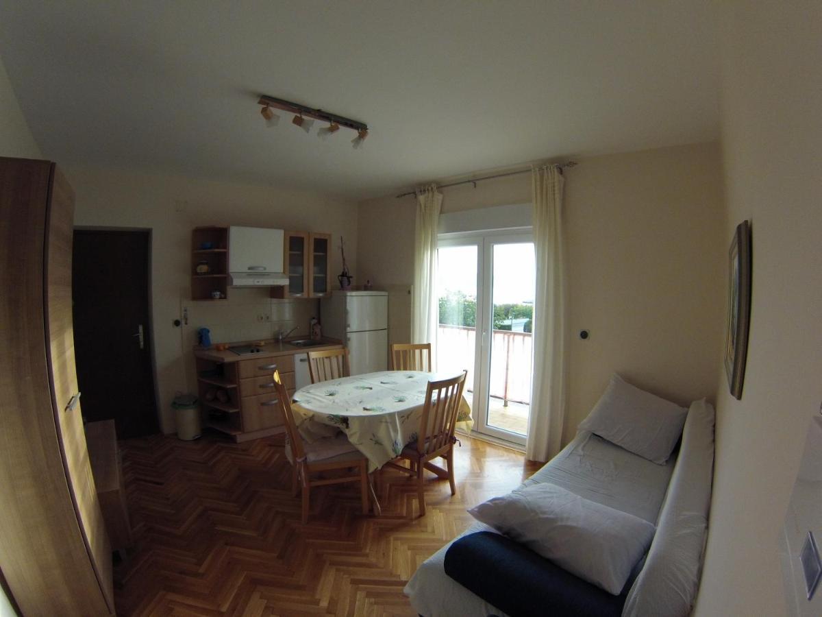 Omis Apartmani Mouse Εξωτερικό φωτογραφία