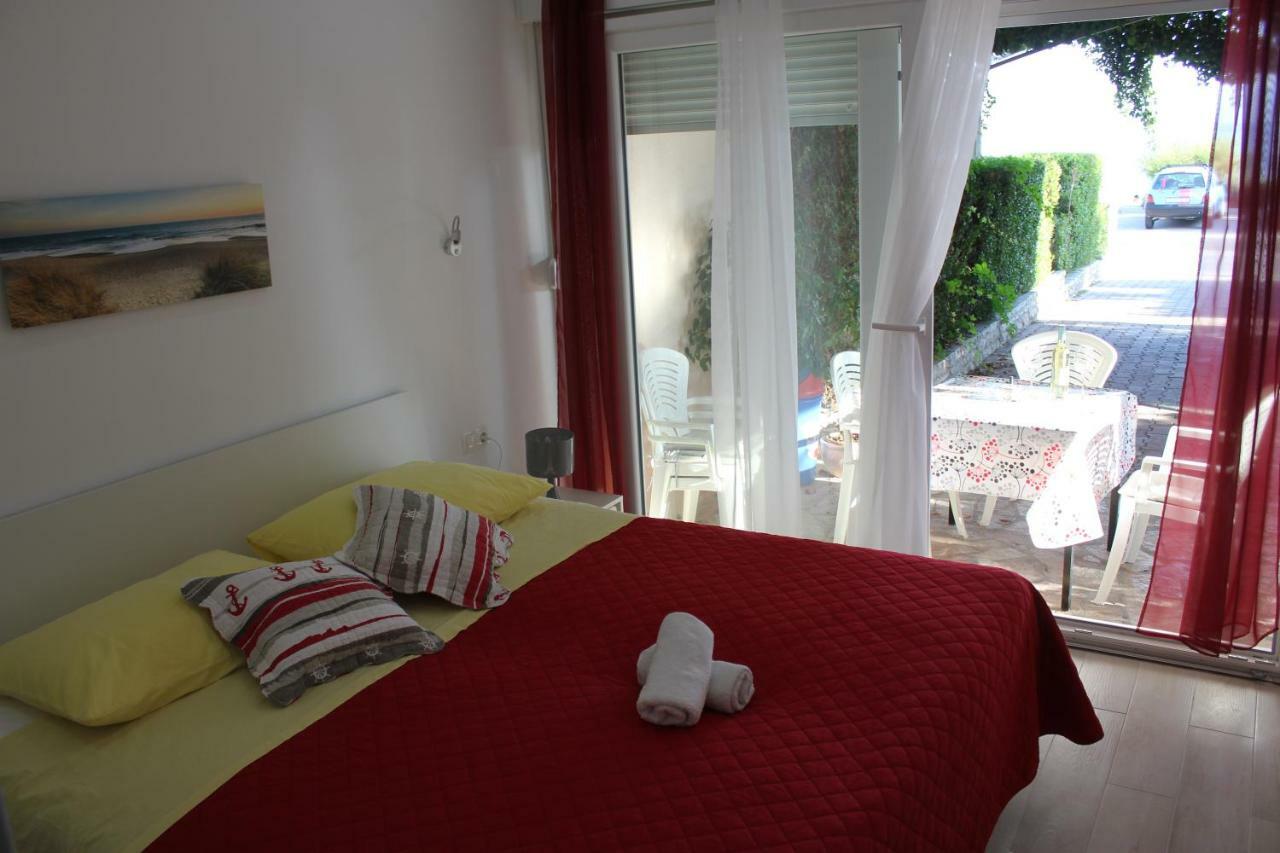 Omis Apartmani Mouse Εξωτερικό φωτογραφία